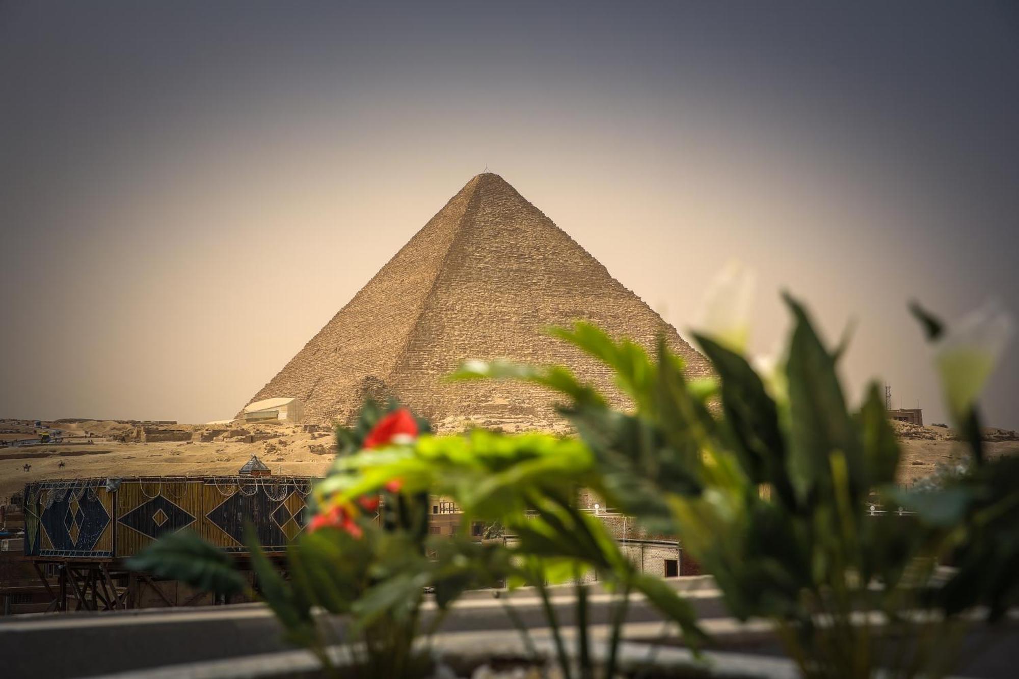 Queen Pyramids View Inn Kafrat al Jabal Bagian luar foto